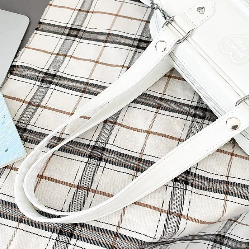 Heart Window Ita Shoulder Bag 丨 Myitabag